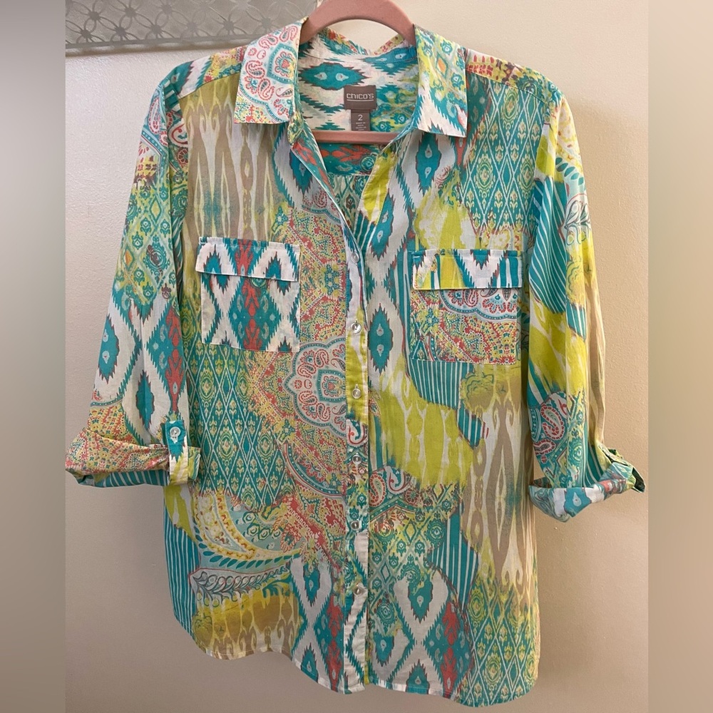 Chico’s Tab Sleeve Blouse Size 2